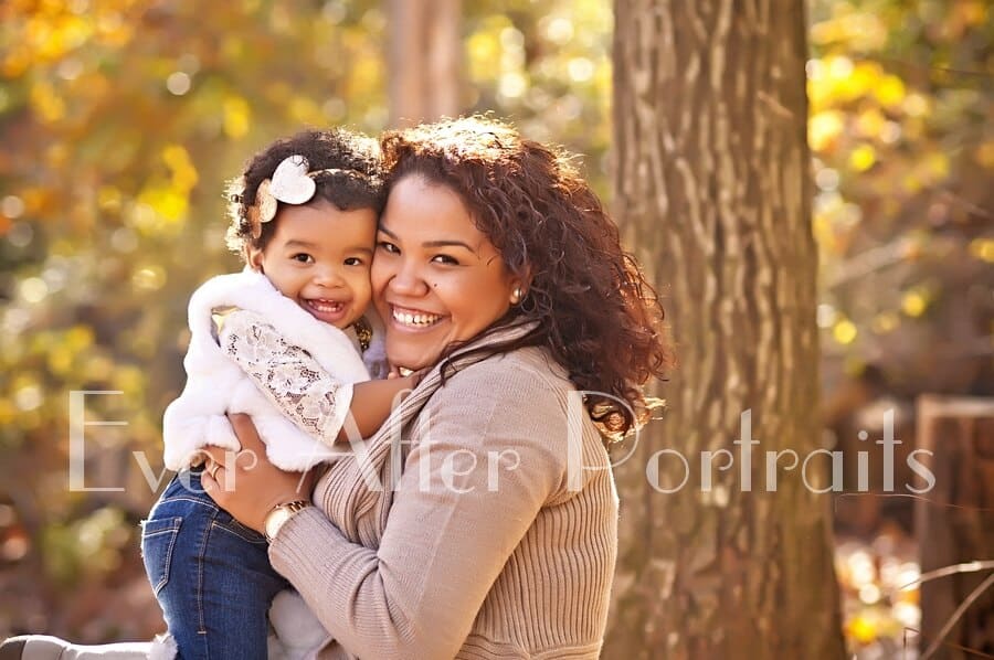 professional photographer Outdoor Family Portraits In Northern VA.