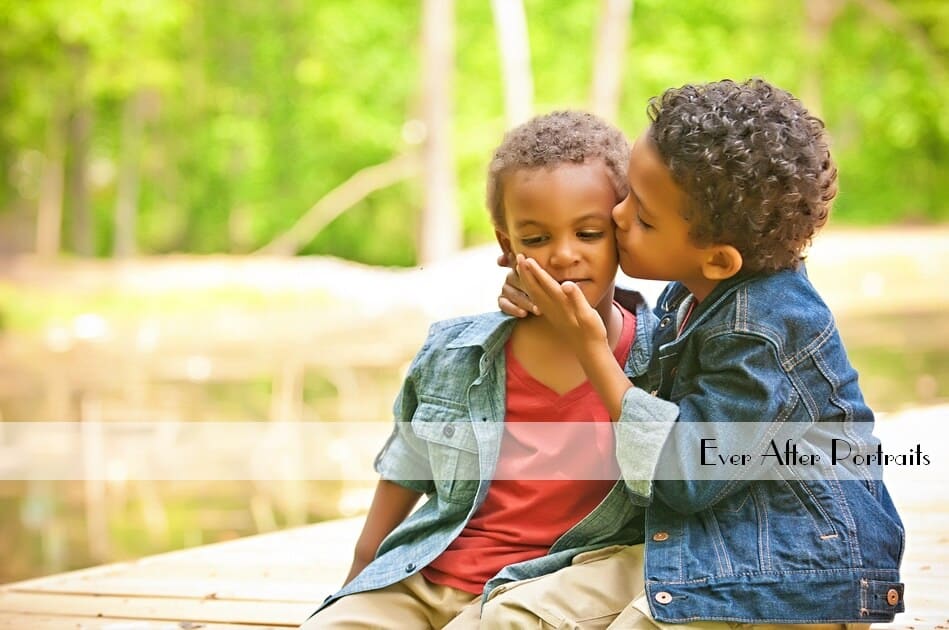 Published on The Loudoun Homeowner, Differences in Portrait Styles | Northern VA Family Photographer