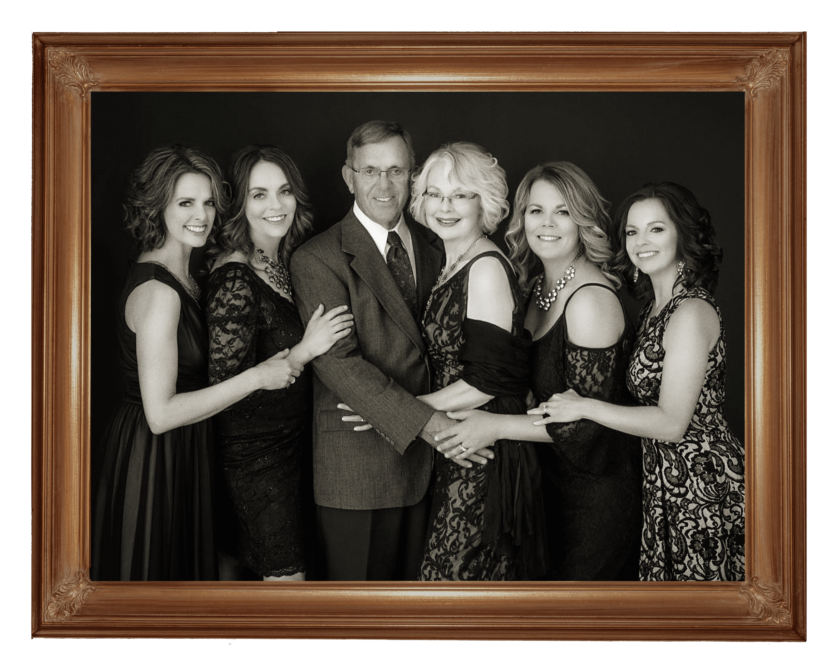 timeless_b&w_family_framed