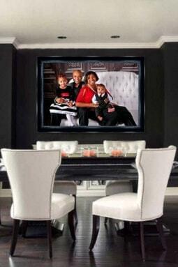 Dining-Room-family-portraits_255px-min