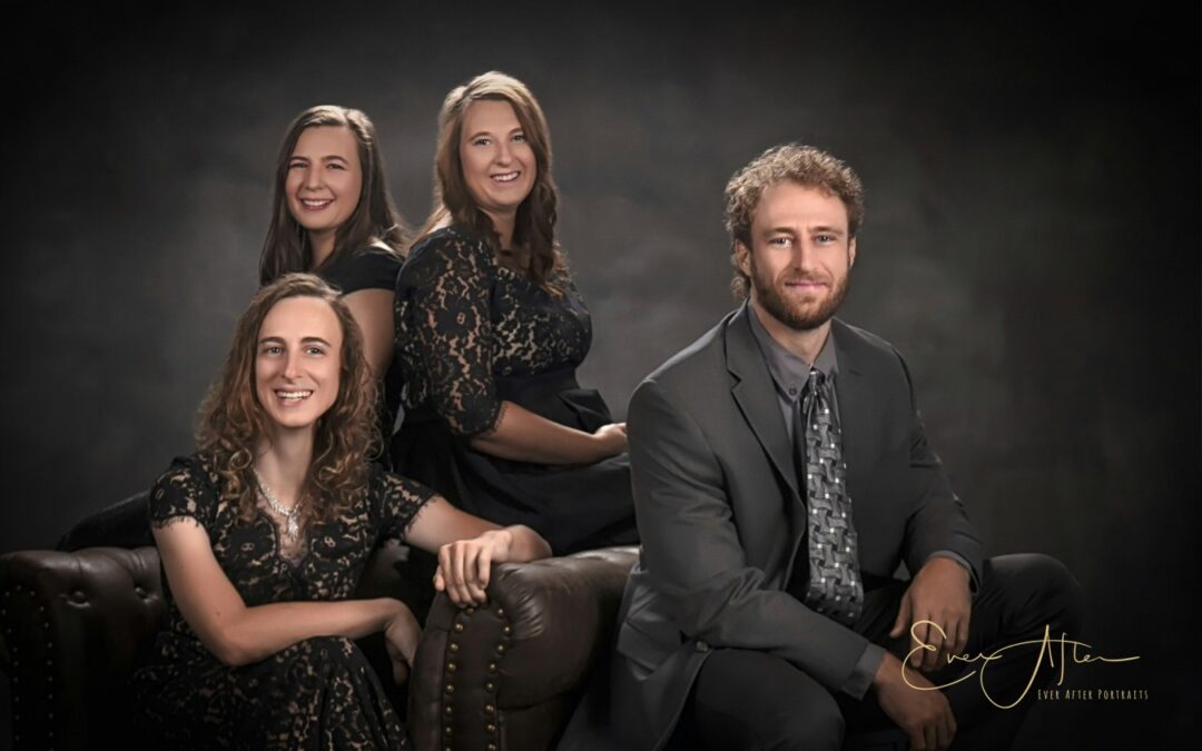 Sibling Photographer in Aspen Hill